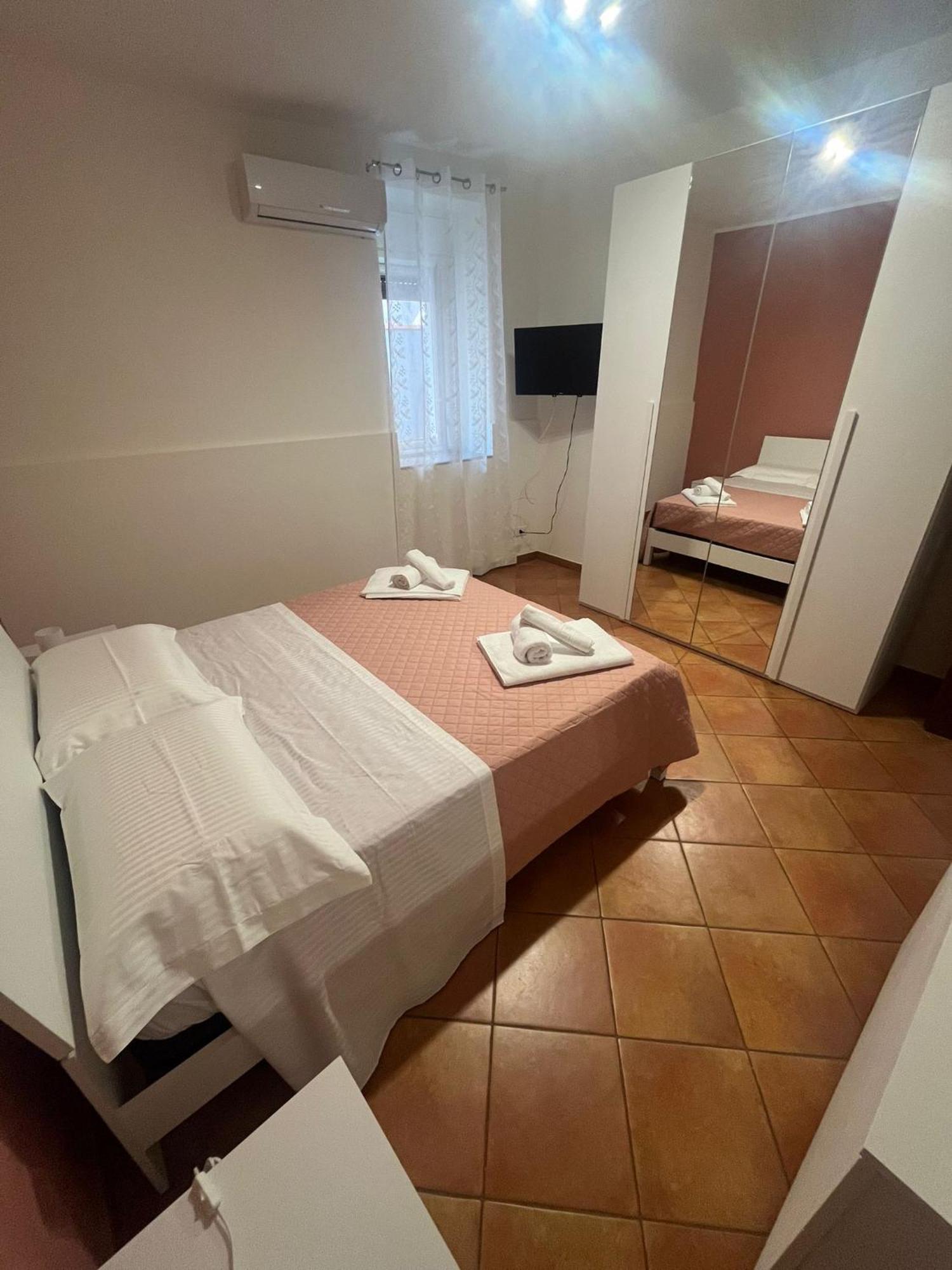 Appartamento Fortino House Катанія Екстер'єр фото