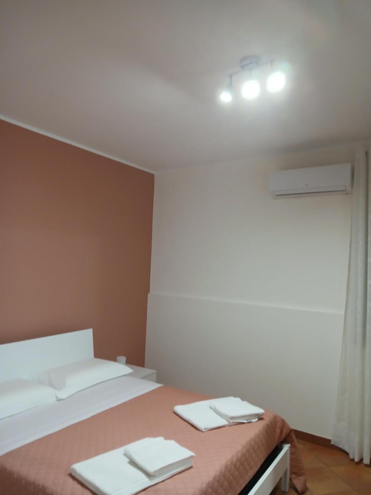 Appartamento Fortino House Катанія Екстер'єр фото